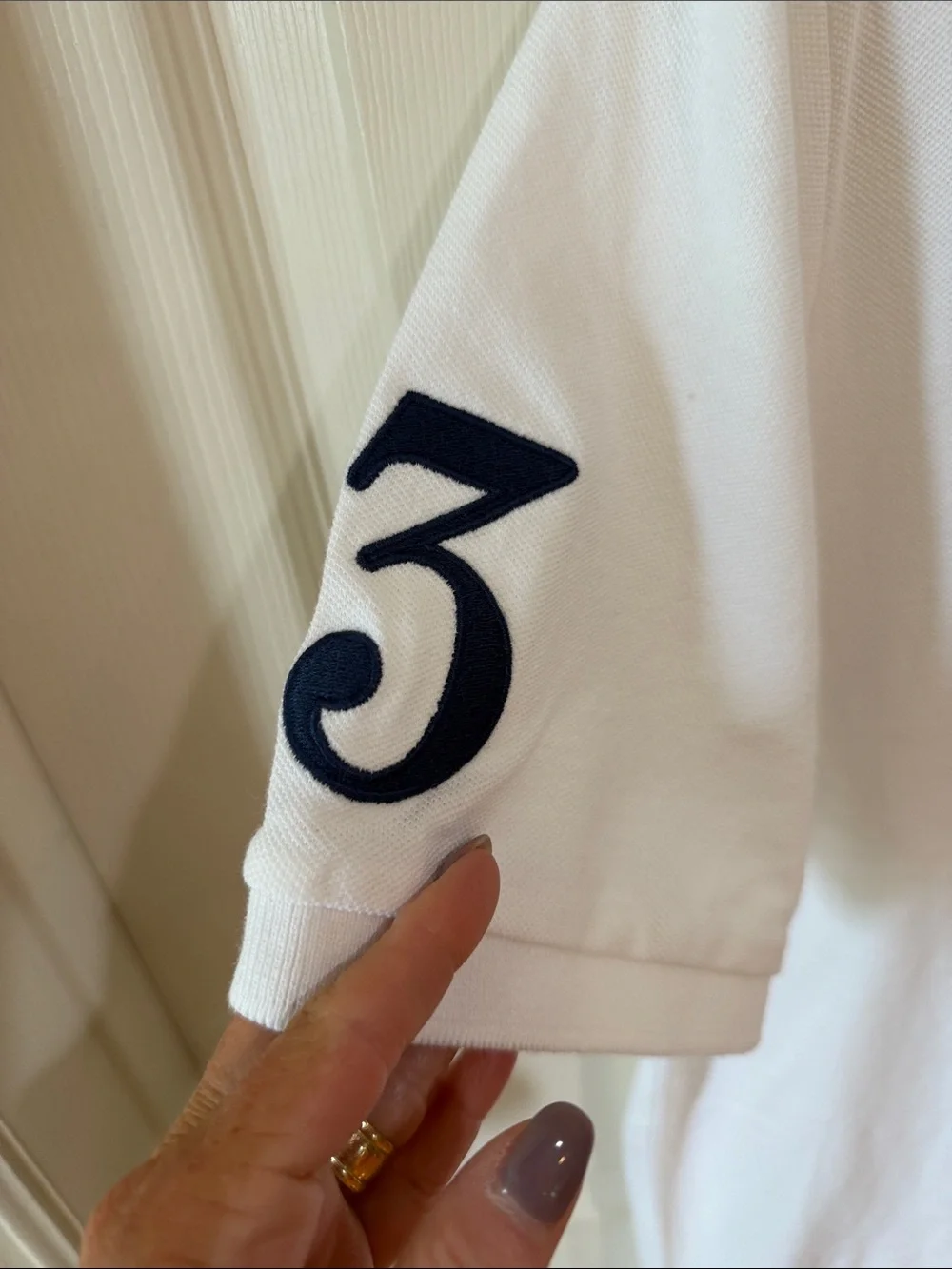 Ralph Lauren Men’s White Polo with Large Navy Logo Sz L.  New. Box23